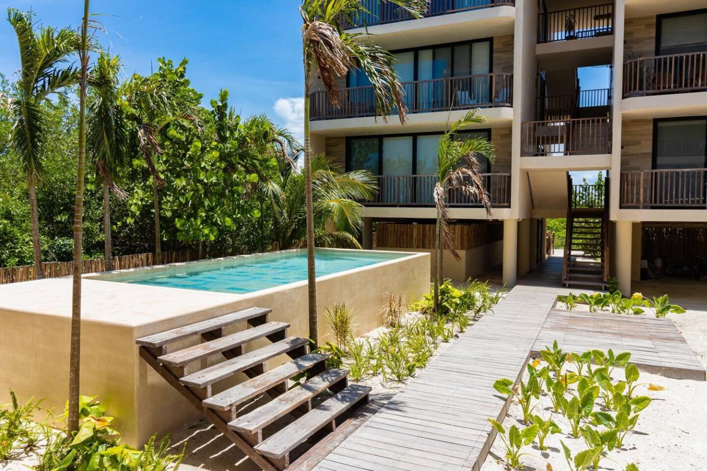 Pool View Loft Steps From The Ocean In Punta Cocos - C101 Hotell Holbox  Eksteriør bilde